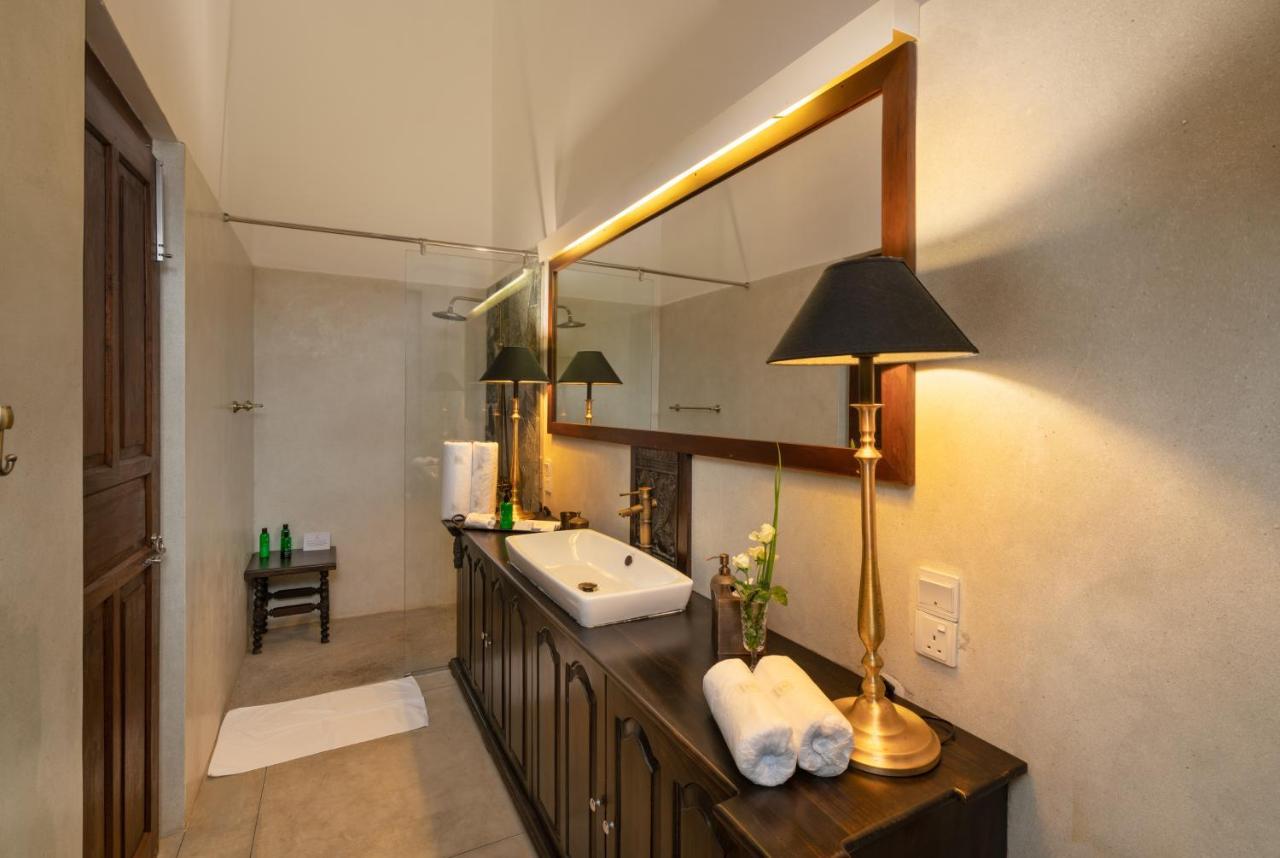 Sundara by Mosvold Hotell Balapitiya Exteriör bild